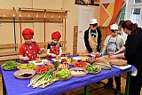 Tankonyha &uuml;nnep&eacute;lyes &aacute;tad&aacute;sa - Pete G&aacute;bor fot&oacute;i