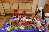 Tankonyha &uuml;nnep&eacute;lyes &aacute;tad&aacute;sa - Pete G&aacute;bor fot&oacute;i